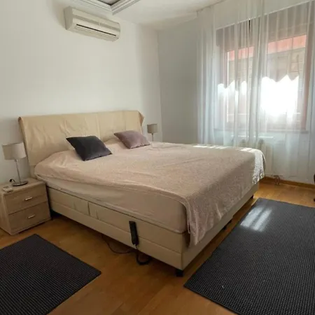 Ninis Flat Belgrade