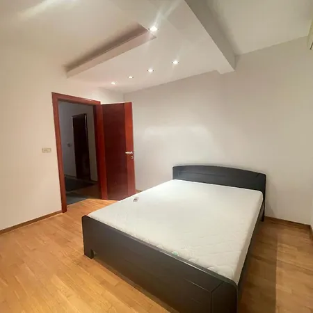 Apartment Ninis Flat
