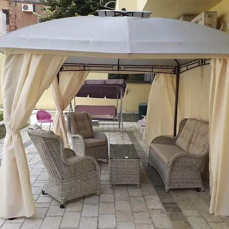 Apartment Ninis Flat Belgrade